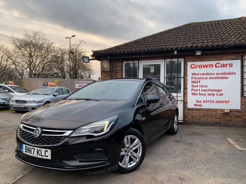 View VAUXHALL ASTRA 1.6 CDTi BlueInjection Tech Line Auto Euro 6 5dr