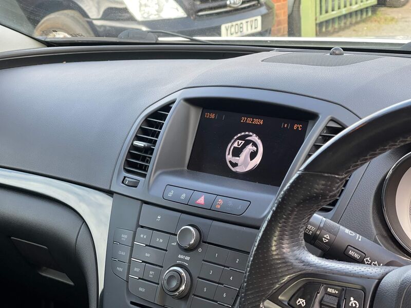 VAUXHALL INSIGNIA