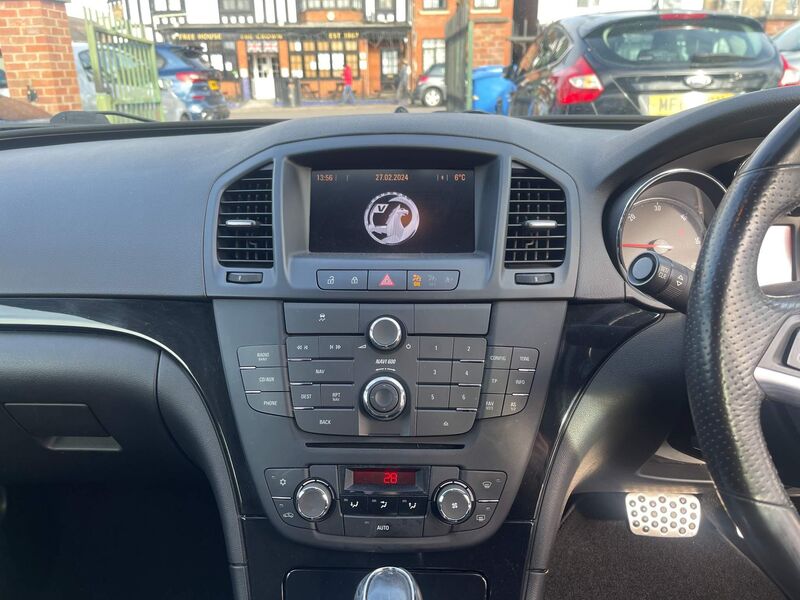 VAUXHALL INSIGNIA