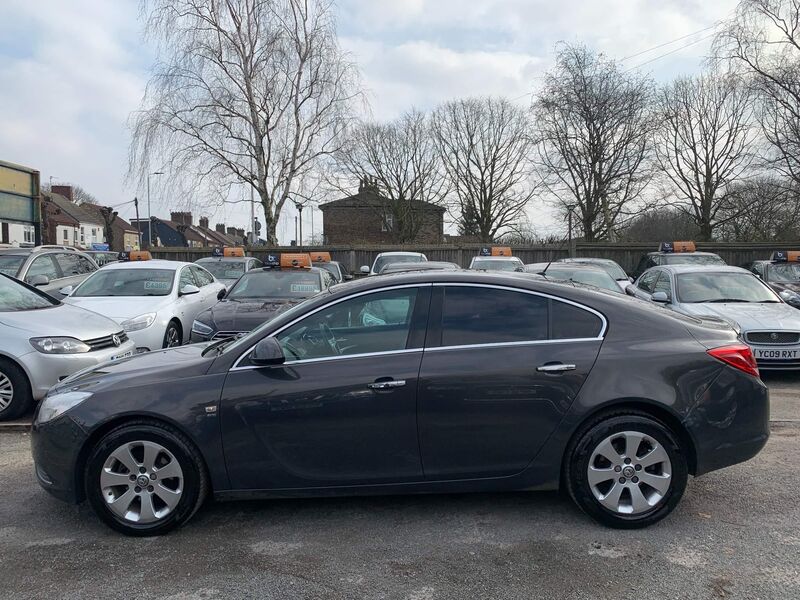VAUXHALL INSIGNIA