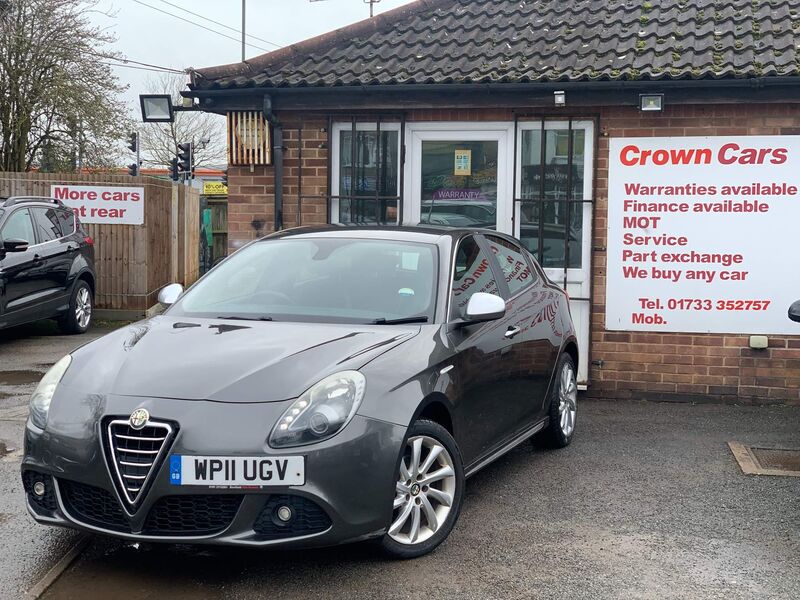 View ALFA ROMEO GIULIETTA 1.6 JTDM-2 Veloce Euro 5 (s/s) 5dr