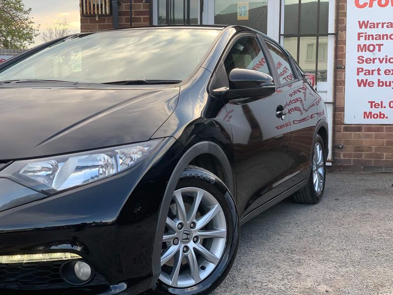 View HONDA CIVIC 2.2 i-DTEC ES-T Euro 5 (s/s) 5dr