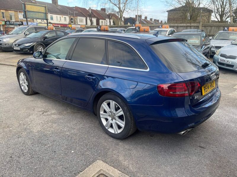 AUDI A4 AVANT