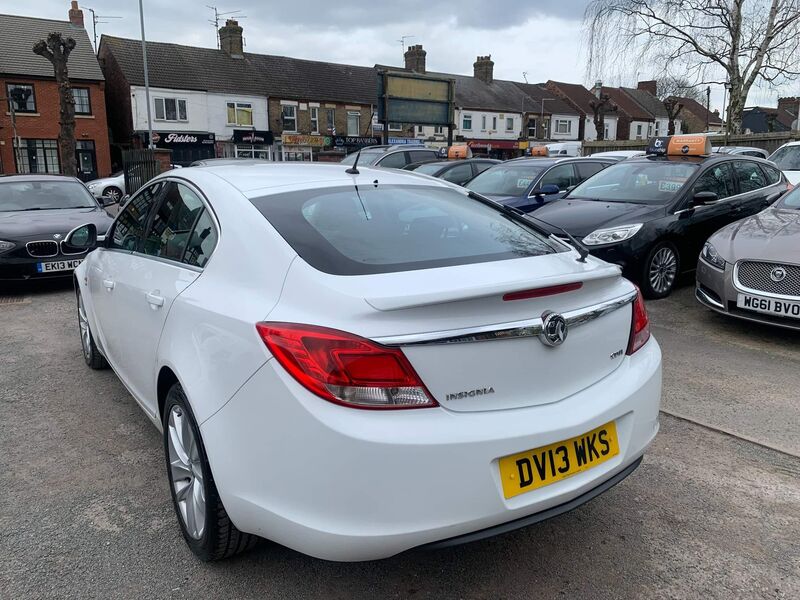 VAUXHALL INSIGNIA