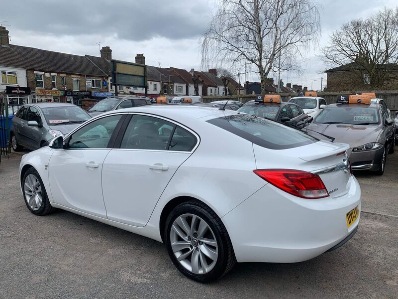 VAUXHALL INSIGNIA