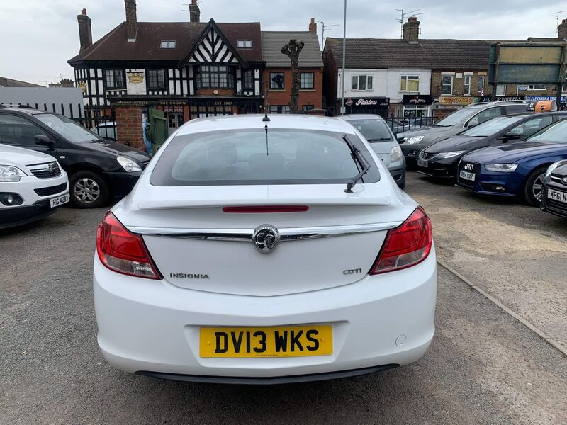 VAUXHALL INSIGNIA