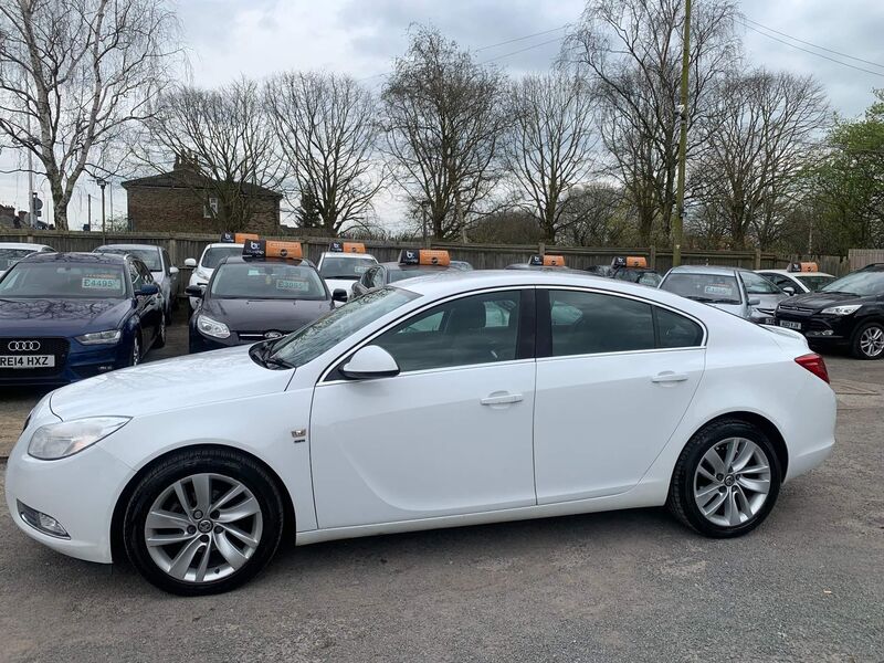 VAUXHALL INSIGNIA