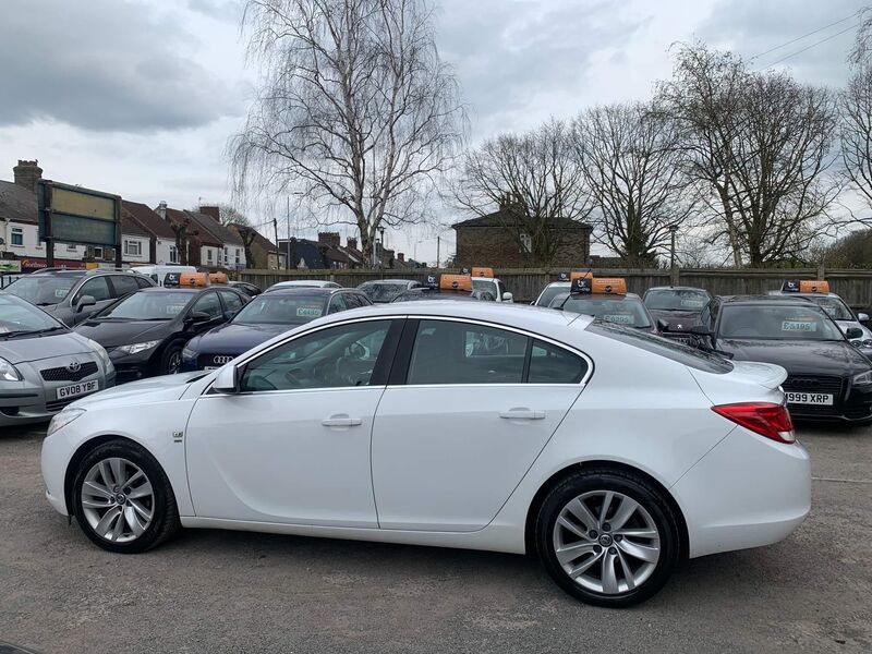 VAUXHALL INSIGNIA