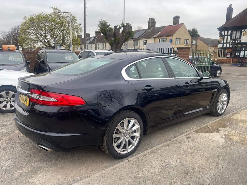 JAGUAR XF