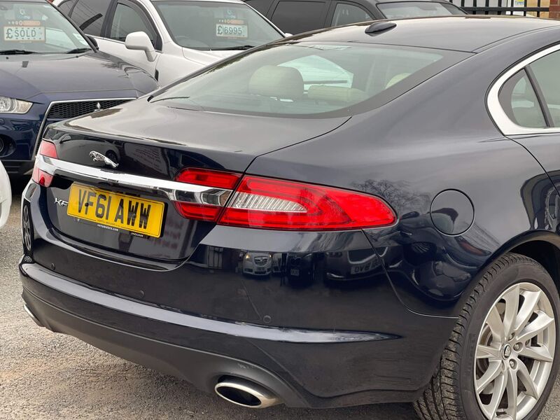 JAGUAR XF