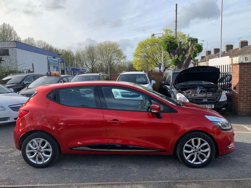RENAULT CLIO