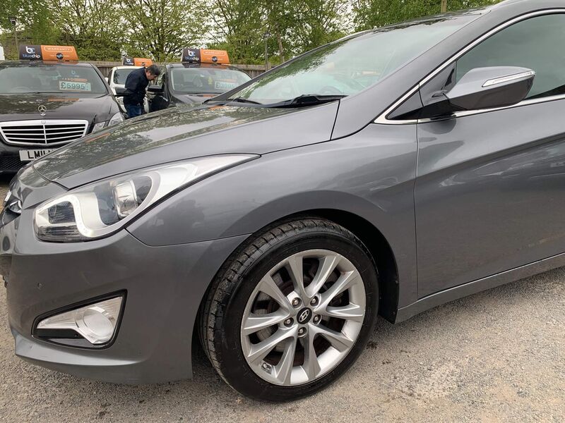 HYUNDAI I40