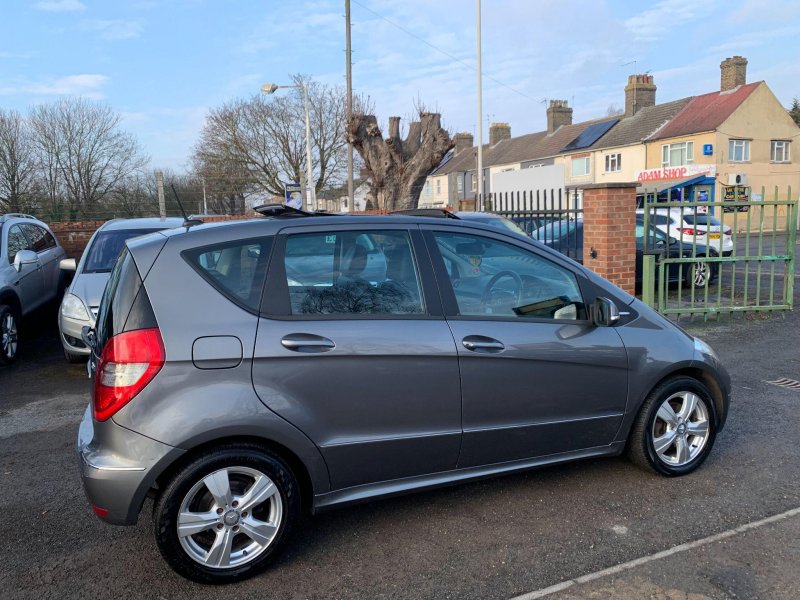 MERCEDES-BENZ A CLASS
