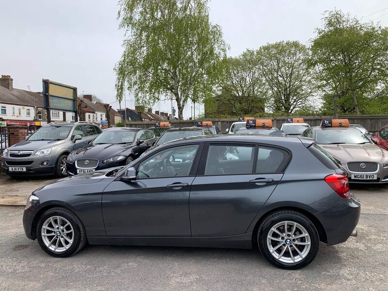 BMW 1 SERIES