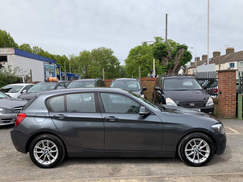 BMW 1 SERIES