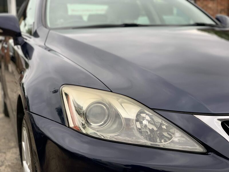 LEXUS IS