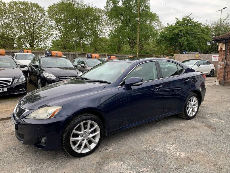 LEXUS IS