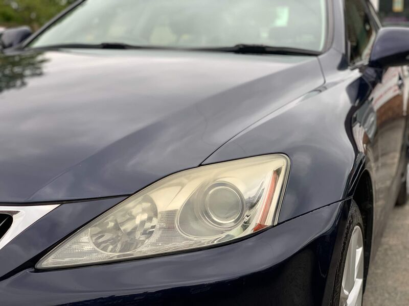 LEXUS IS