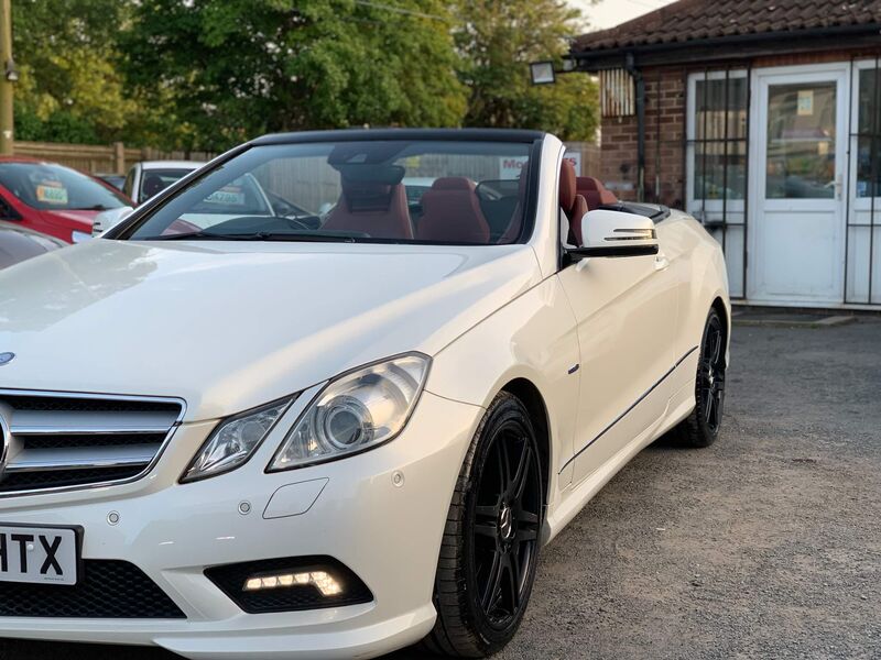 MERCEDES-BENZ E CLASS