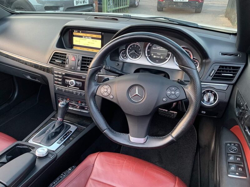 MERCEDES-BENZ E CLASS