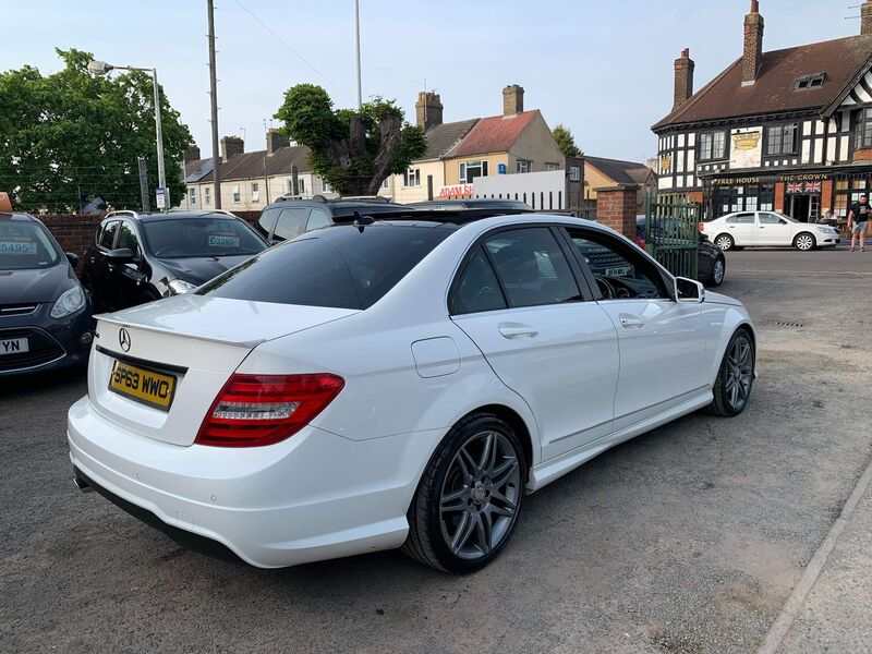 MERCEDES-BENZ C CLASS