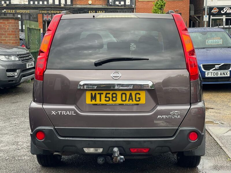 NISSAN X-TRAIL