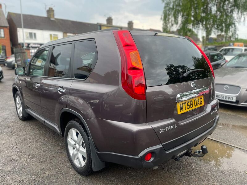 NISSAN X-TRAIL