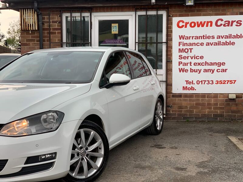 View VOLKSWAGEN GOLF 2.0 TDI BlueMotion Tech GT Euro 5 (s/s) 5dr