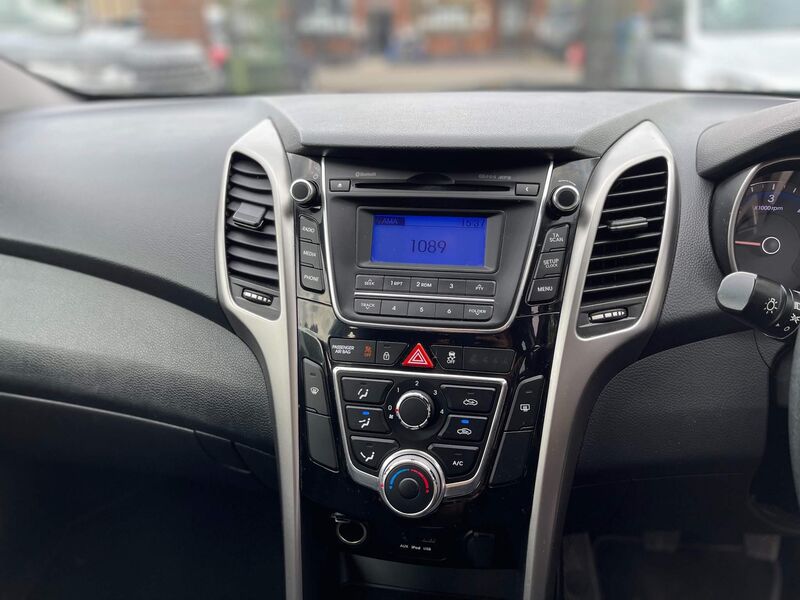 HYUNDAI I30