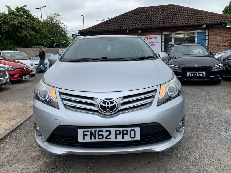 View TOYOTA AVENSIS 2.0 D-4D TR Euro 5 4dr