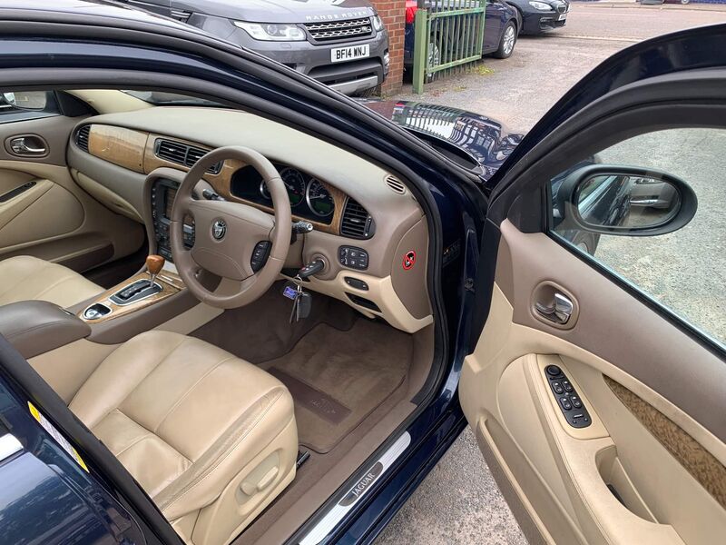 JAGUAR S-TYPE