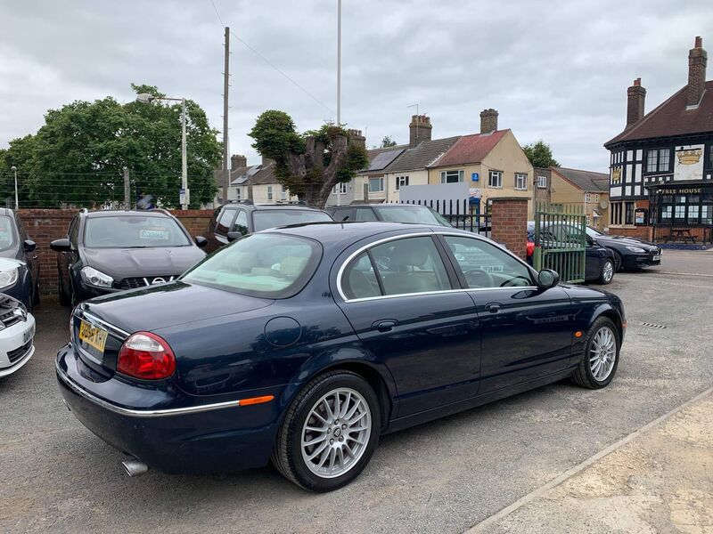 JAGUAR S-TYPE