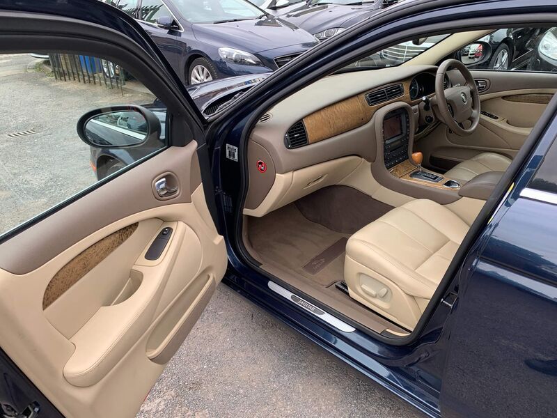 JAGUAR S-TYPE