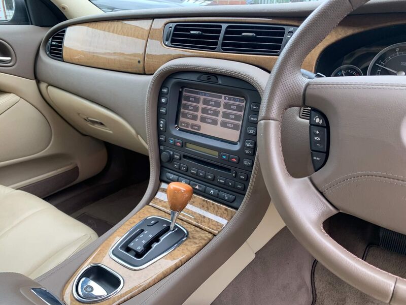 JAGUAR S-TYPE
