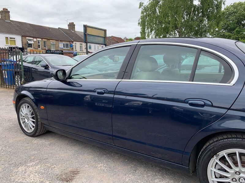 JAGUAR S-TYPE