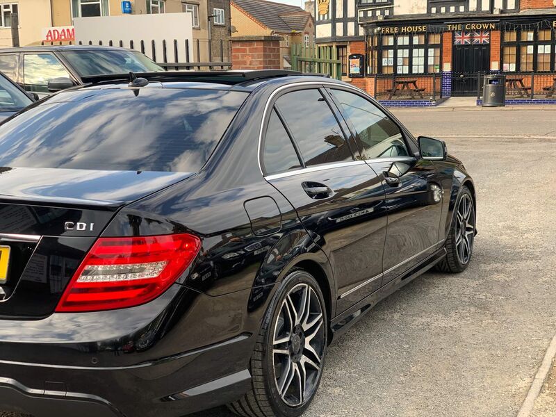MERCEDES-BENZ C CLASS