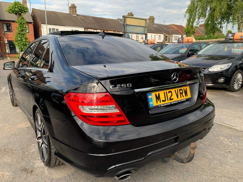 MERCEDES-BENZ C CLASS