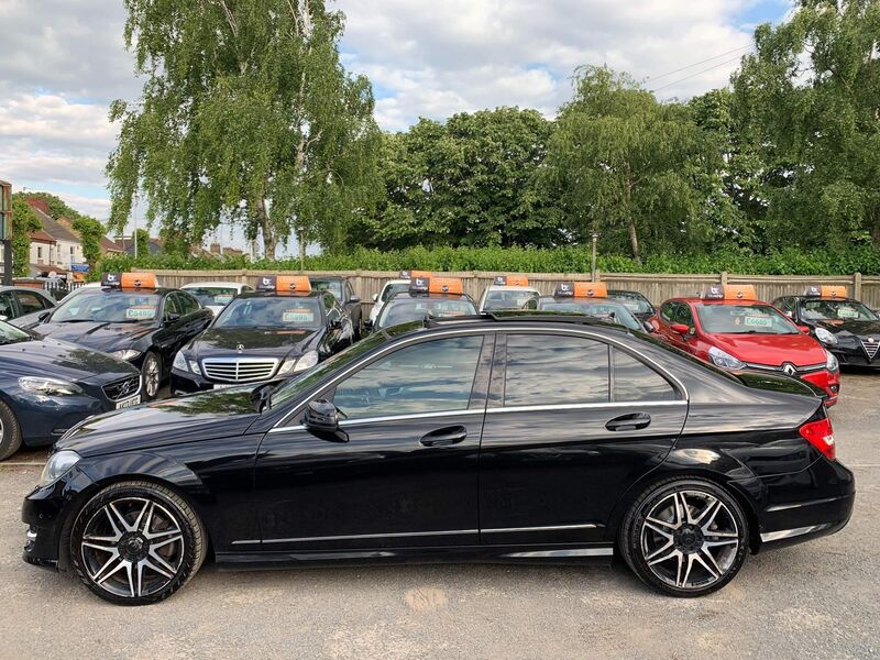 MERCEDES-BENZ C CLASS