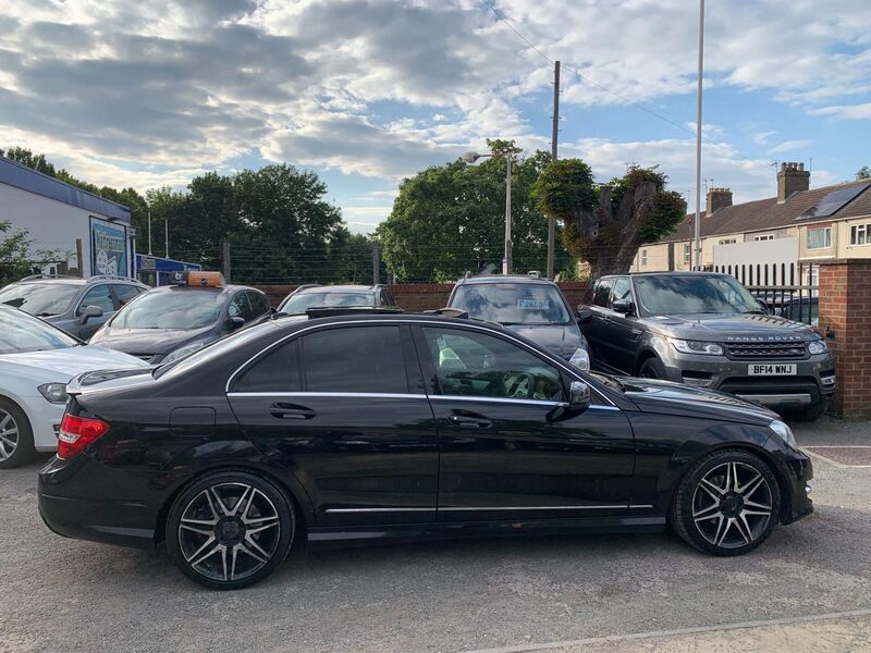 MERCEDES-BENZ C CLASS