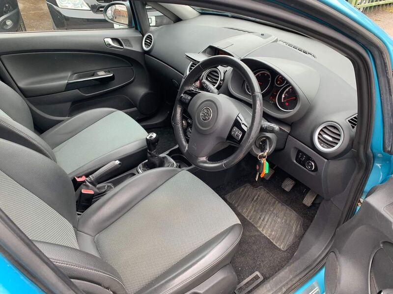 VAUXHALL CORSA
