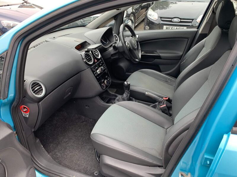 VAUXHALL CORSA