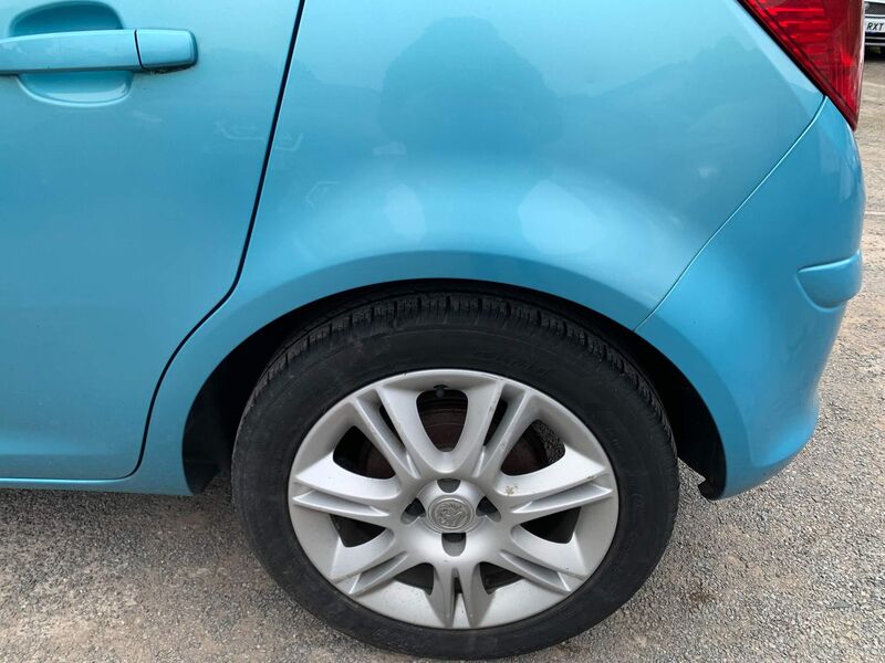 VAUXHALL CORSA