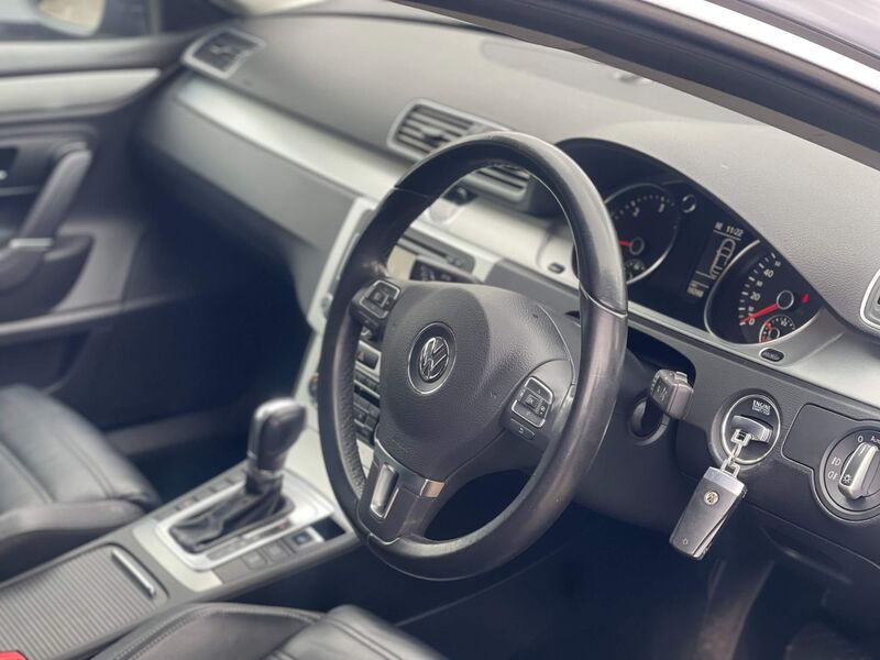 VOLKSWAGEN CC