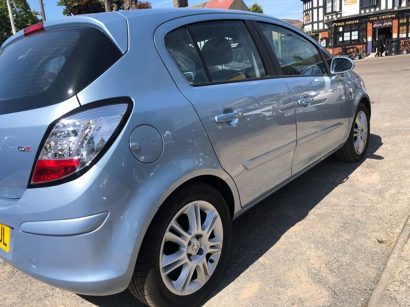VAUXHALL CORSA