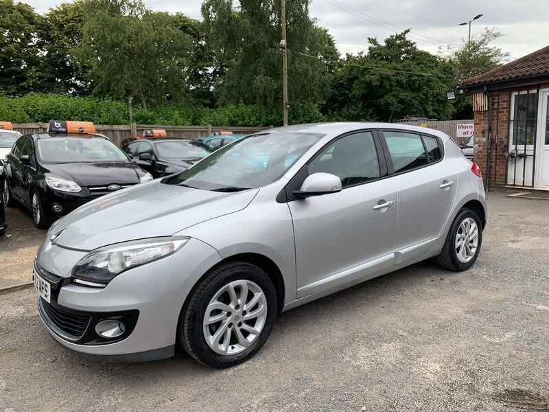 RENAULT MEGANE