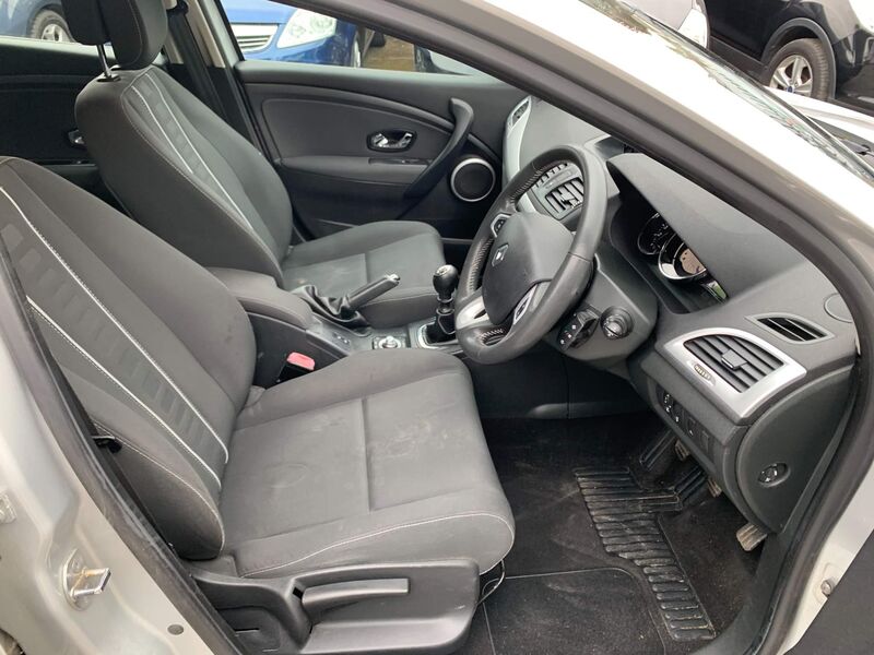 RENAULT MEGANE