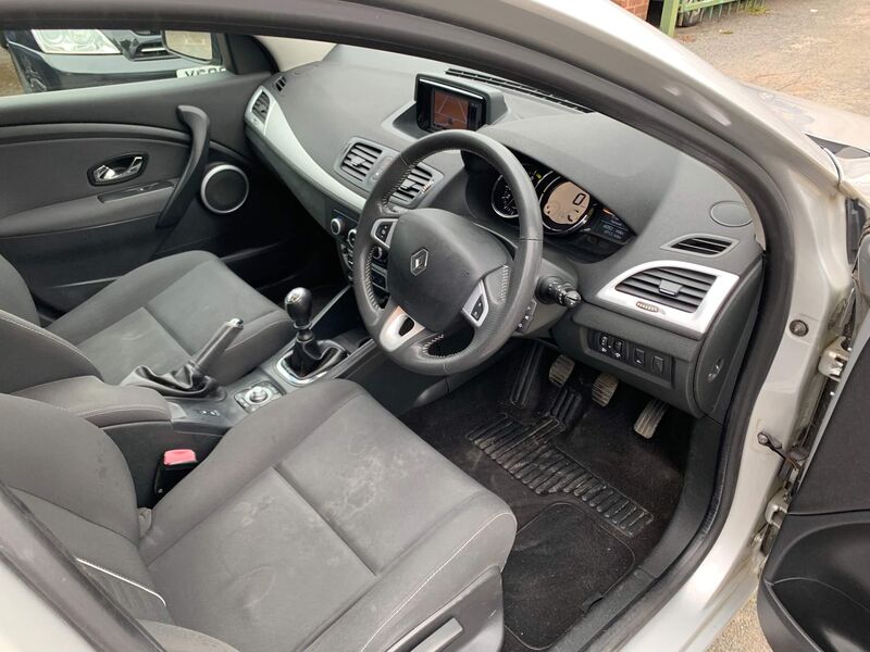 RENAULT MEGANE