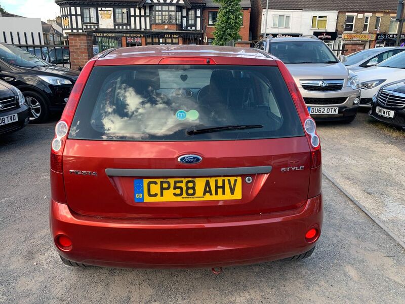 FORD FIESTA
