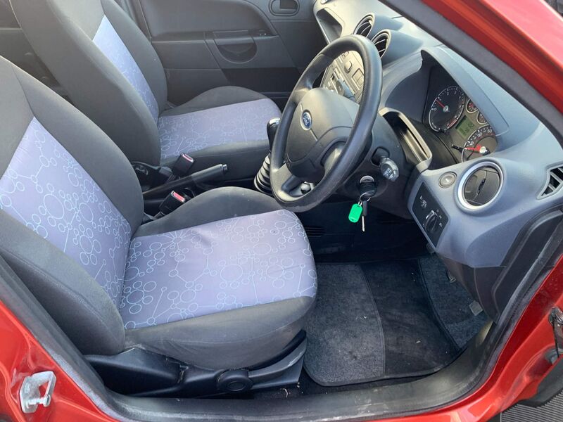 FORD FIESTA