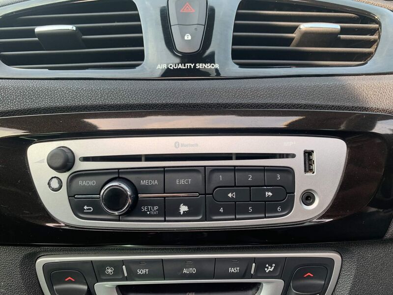 RENAULT GRAND SCENIC
